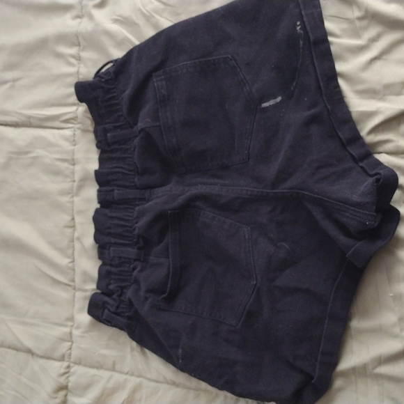 Shorts - Picture 2 of 2